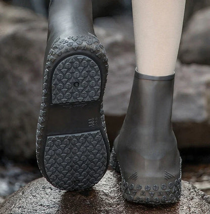 Stop Soaked Sneakers! Heavy-Duty Rain Shoe Covers – Anti-Slip & Fold Into Your Bag